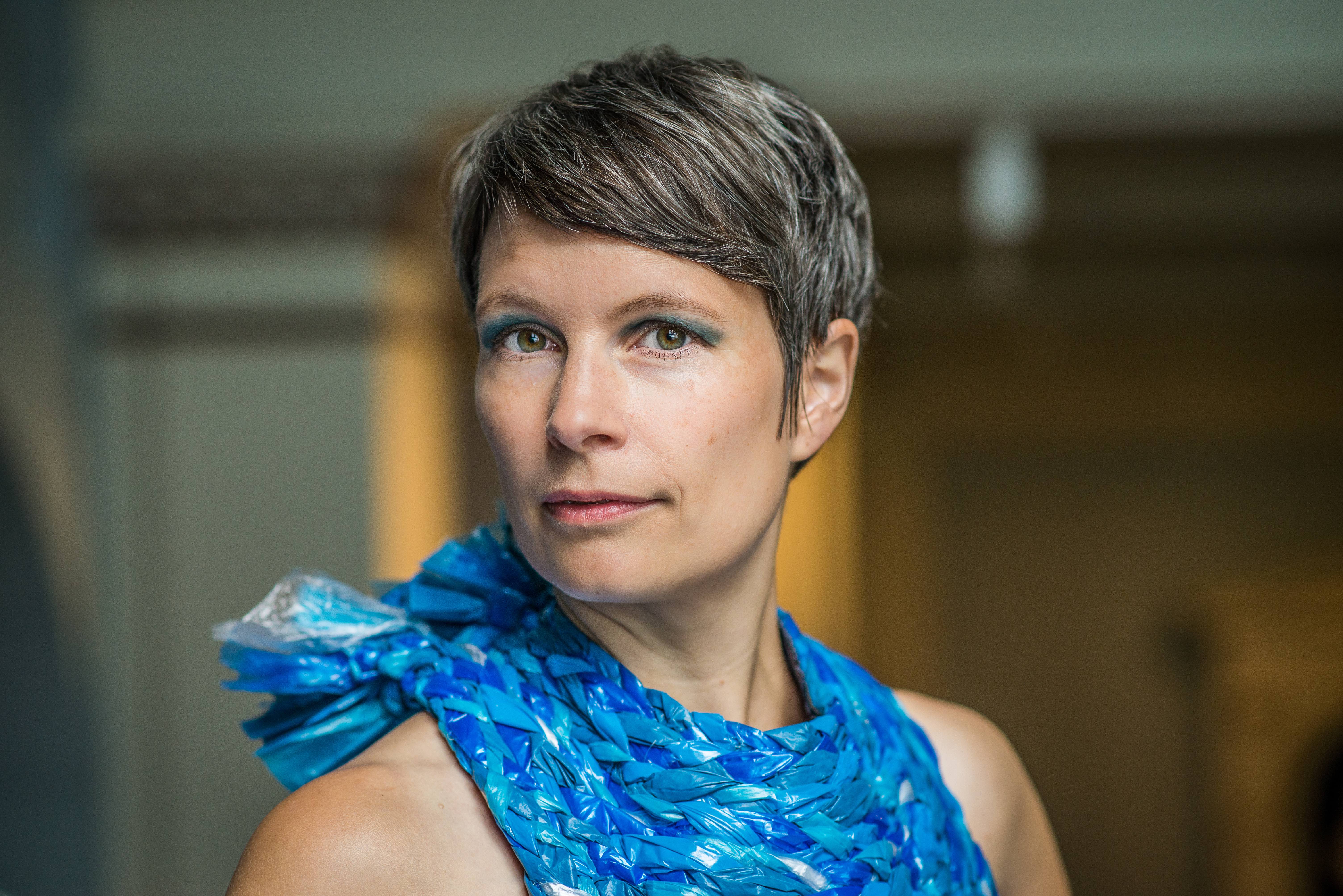 bodil portrett plastkjole